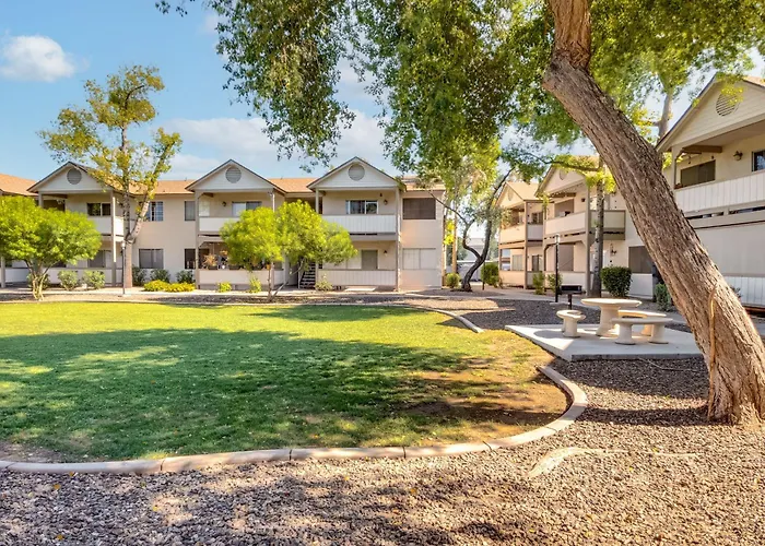Walkable < 1 Mi To Asu Campus! Holiday home